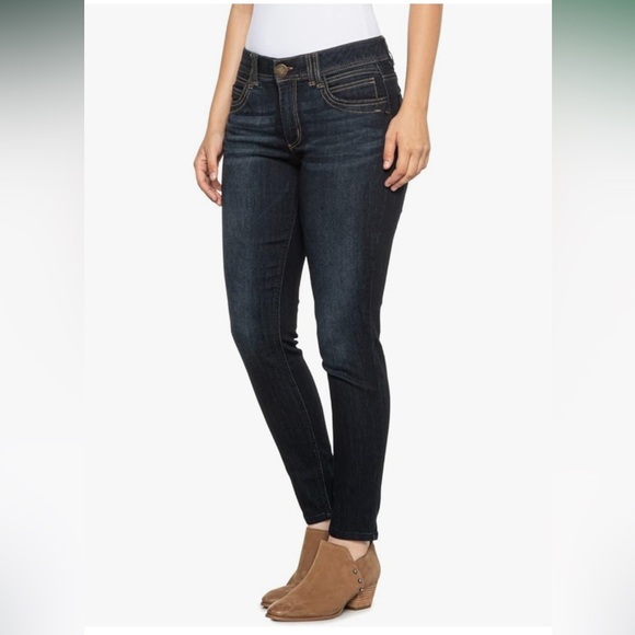 Democracy “Ab”Solution Dark Wash High Rise Skinny Ankle Jeans - Picture 13 of 14